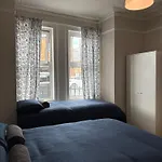 Superb Triple Near Croke Park - 5 Pensionat Dublin