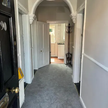 Superb Triple Near Croke Park - 5 Guest house