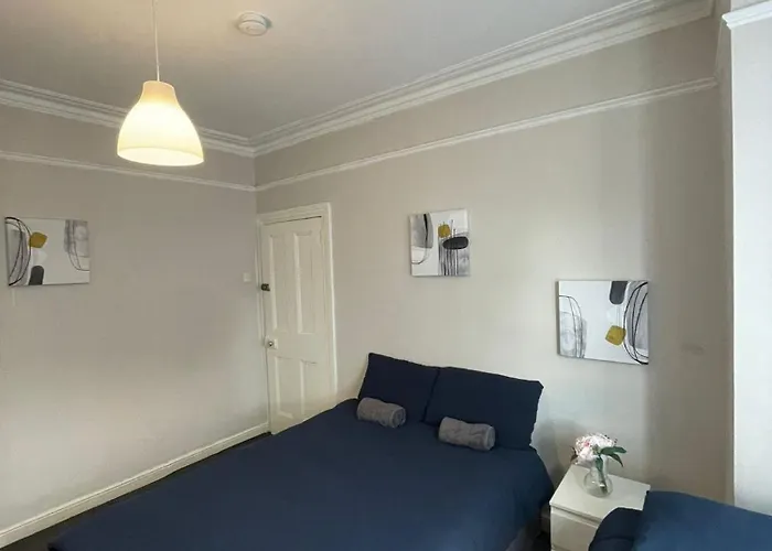 Superb Triple Near Croke Park - 5 Гостевой дом
