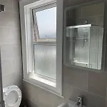 Superb Triple Near Croke Park - 5 Guest house *